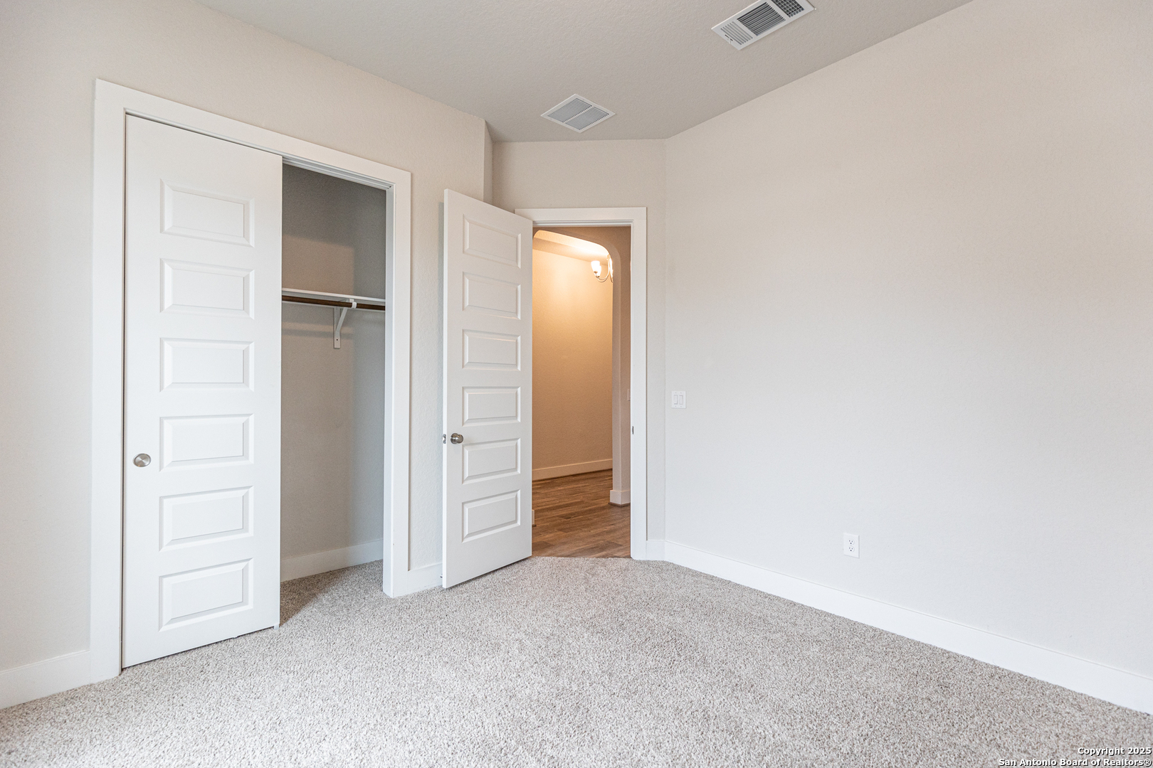 920 Foxbrook Way Cibolo, TX 78108 - Photo 6 of 46