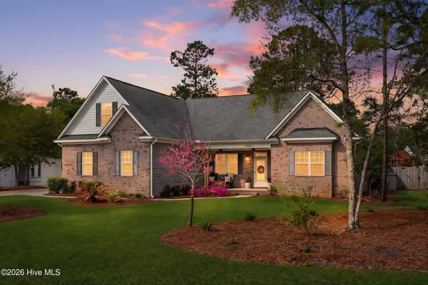 $668,900 | 40 Stonegate Circle, Hampstead, NC 28443