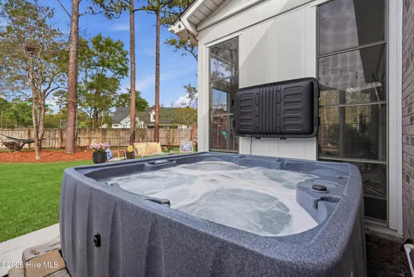 $668,900 | 40 Stonegate Circle, Hampstead, NC 28443