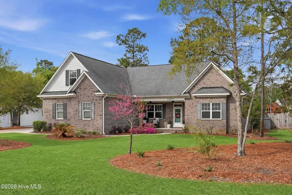$668,900 | 40 Stonegate Circle, Hampstead, NC 28443