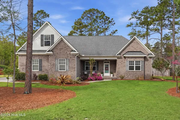 $668,900 | 40 Stonegate Circle, Hampstead, NC 28443