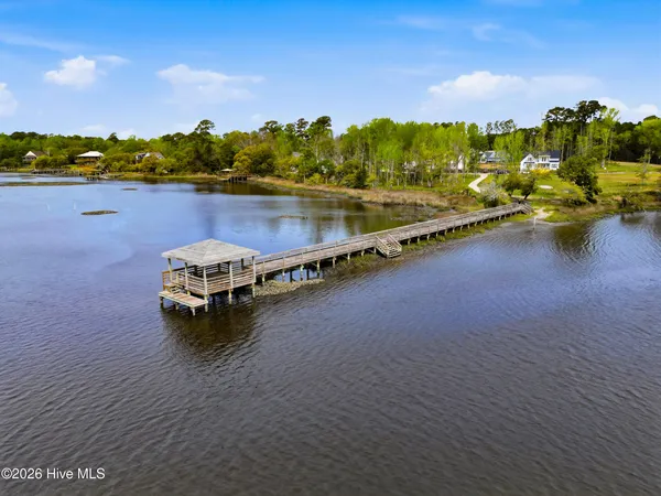 $668,900 | 40 Stonegate Circle, Hampstead, NC 28443