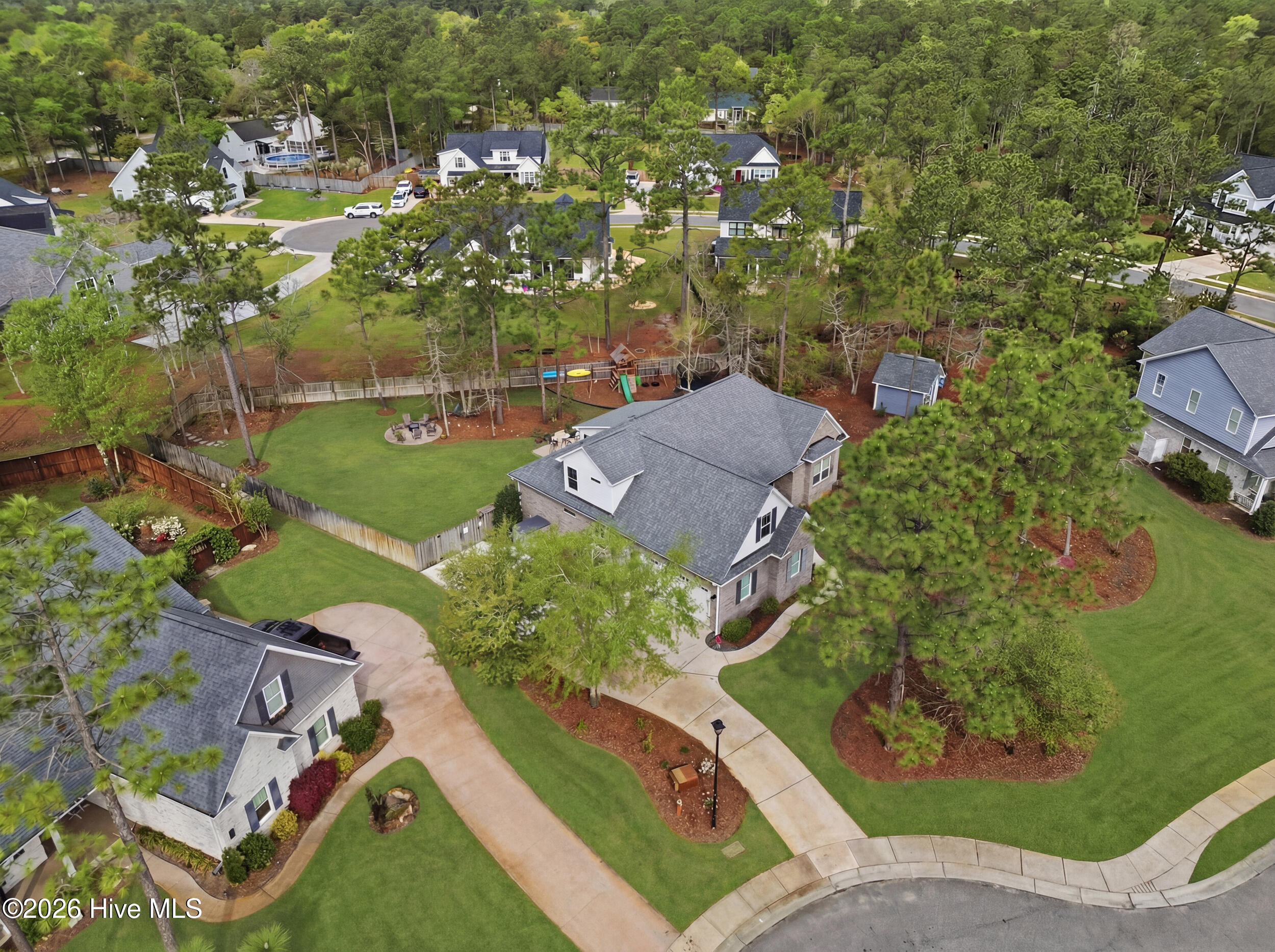 40 Stonegate Circle Hampstead, NC 28443 - Photo 7 of 42 7_front left aerial