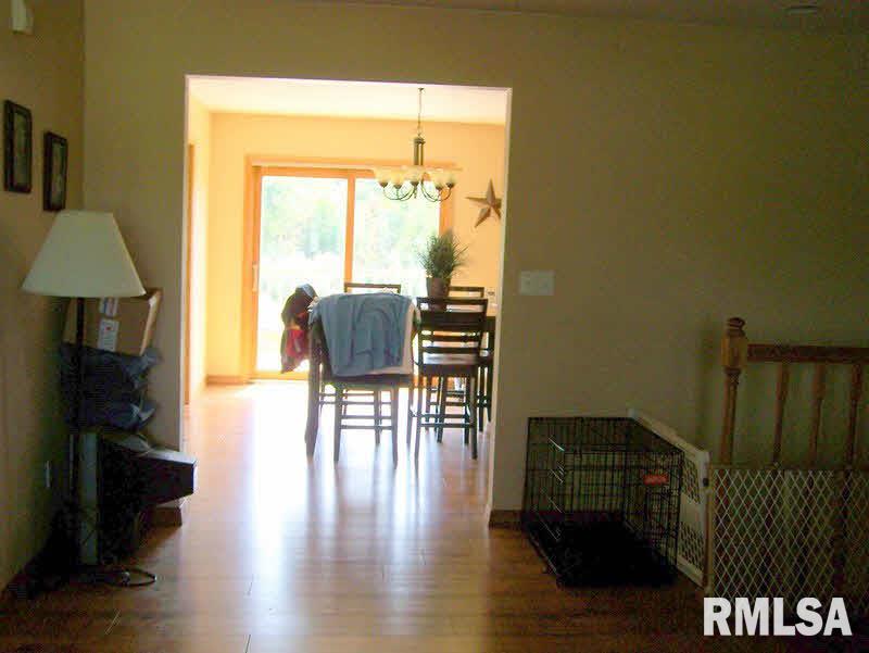 11701 Pebble Road Mount Vernon, IL 62864 - Photo 3 of 15 Gallery Image 3