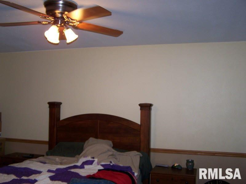 11701 Pebble Road Mount Vernon, IL 62864 - Photo 7 of 15 Gallery Image 7