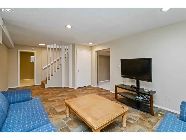 $865,000 | 17833 Northeast 209th Street, Battle Ground, WA 98604