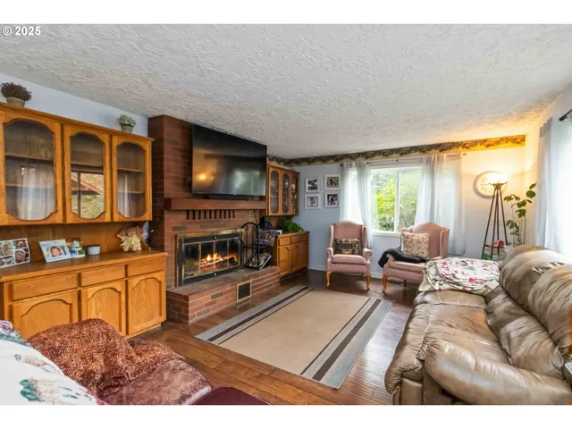 $865,000 | 17833 Northeast 209th Street, Battle Ground, WA 98604