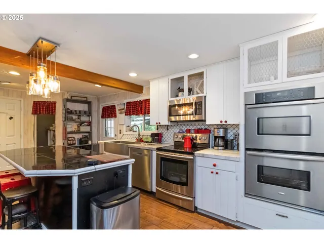 $865,000 | 17833 Northeast 209th Street, Battle Ground, WA 98604