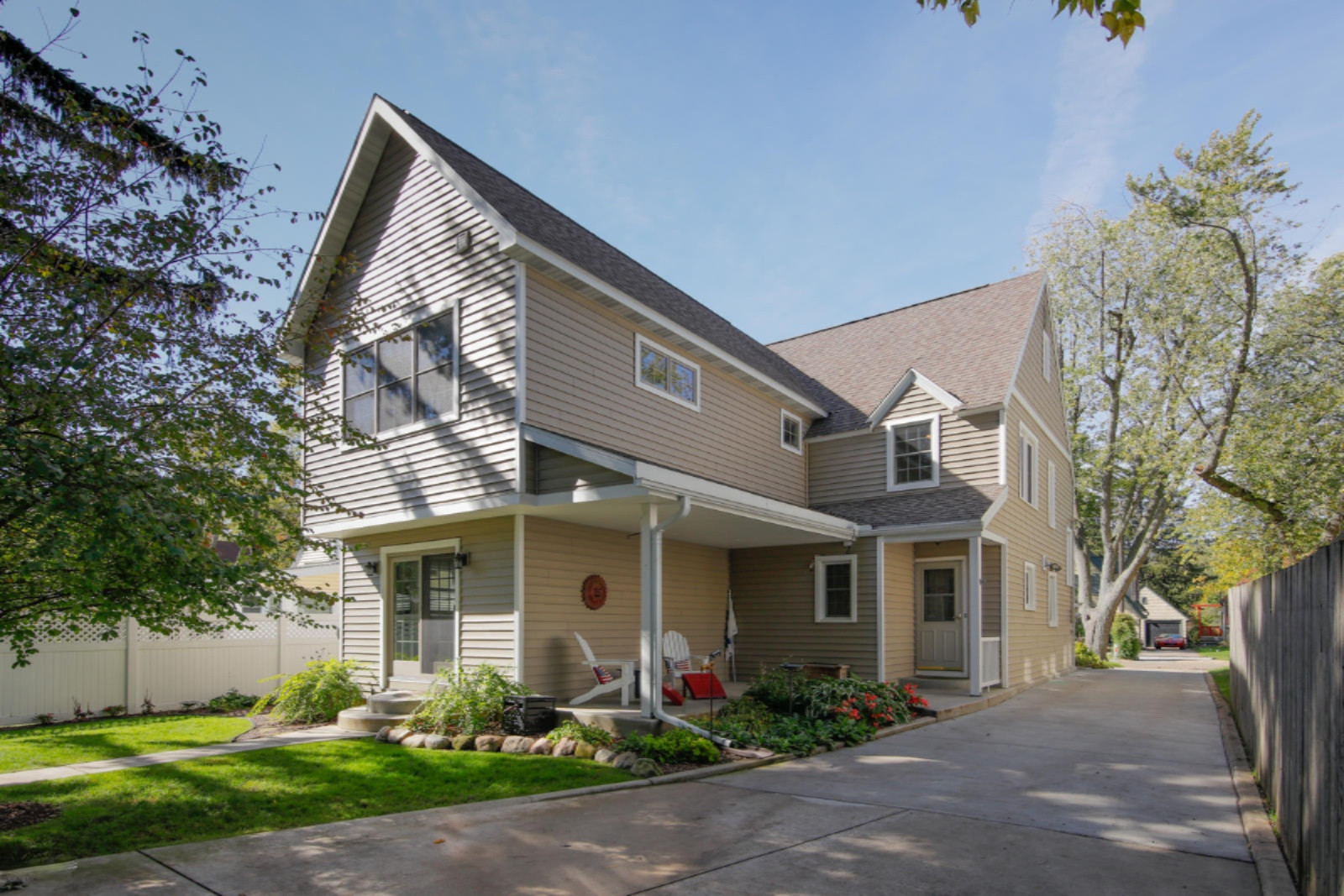 2255 Tipperary Road Kalamazoo, MI 49008 - Photo 39 of 40 2255 Tipperary-139