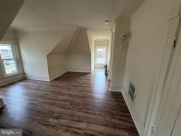 $1,650 | 388 West Lancaster Avenue, Wayne, PA 19087