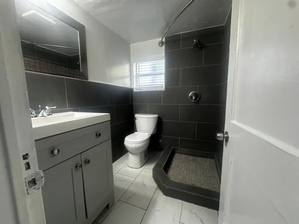 $1,500 | 638 50th Street, Unit 642, West Palm Beach, FL 33407