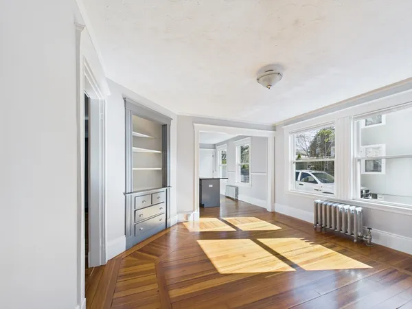 $3,100 | 6 Hancock Street, Unit 1, Salem, MA 01970