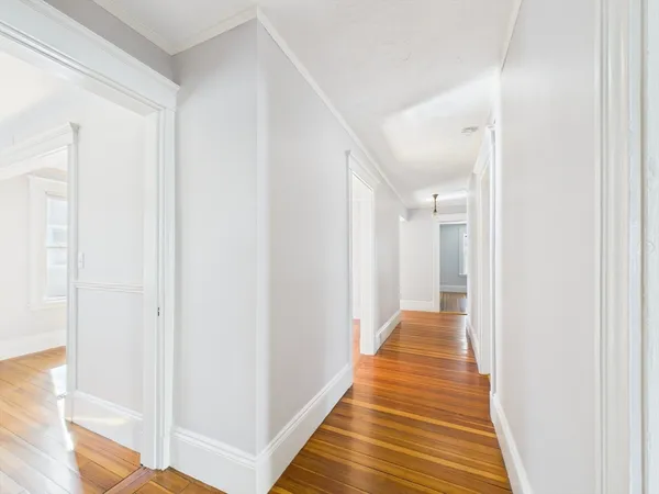 $3,100 | 6 Hancock Street, Unit 1, Salem, MA 01970