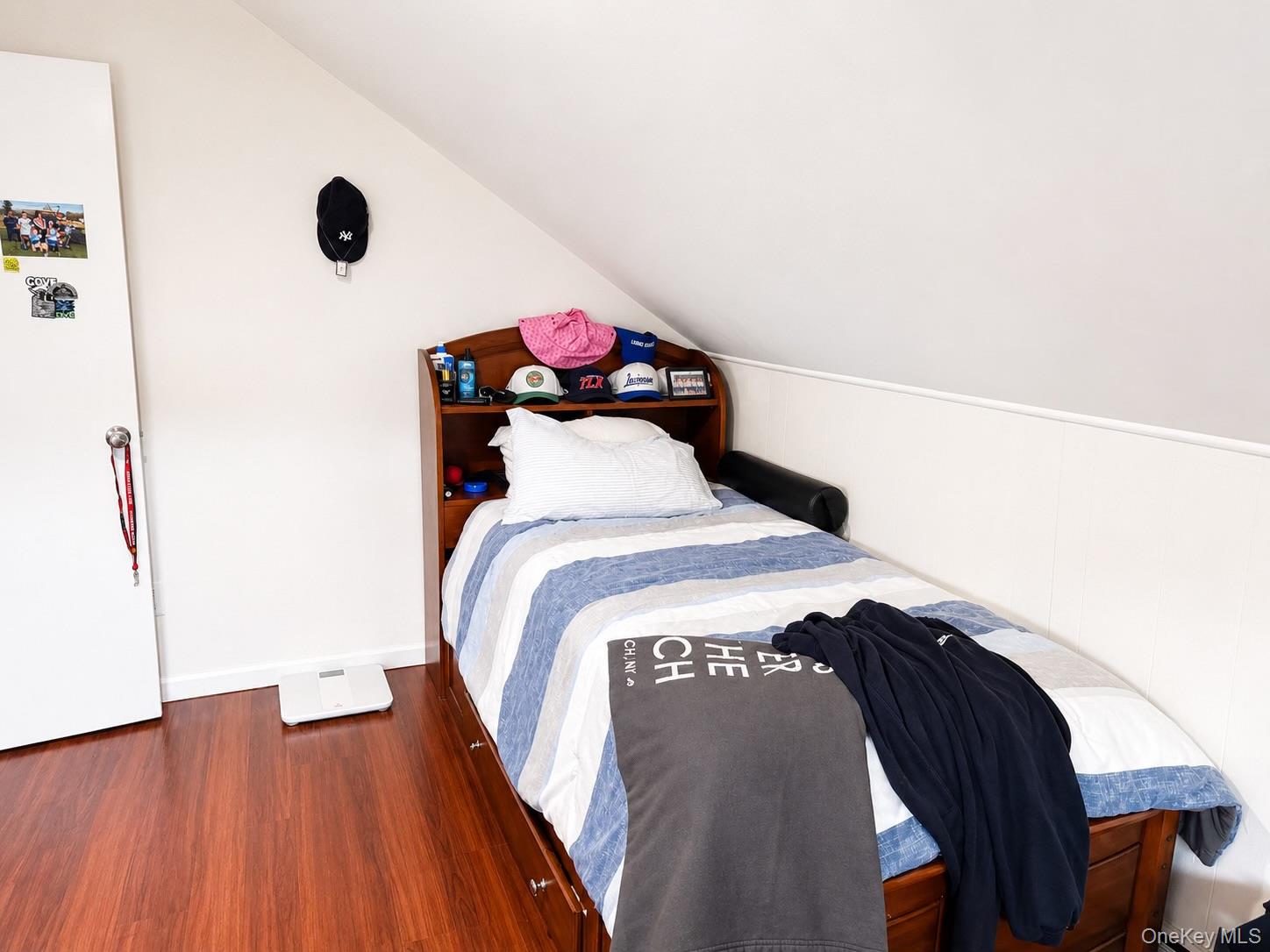 122 Radcliffe Road, Unit UPPR Island Park, NY 11558 - Photo 8 of 14