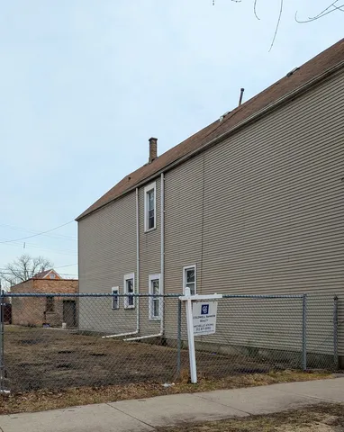 $315,000 | 4805 South Elizabeth Street, Chicago, IL 60609