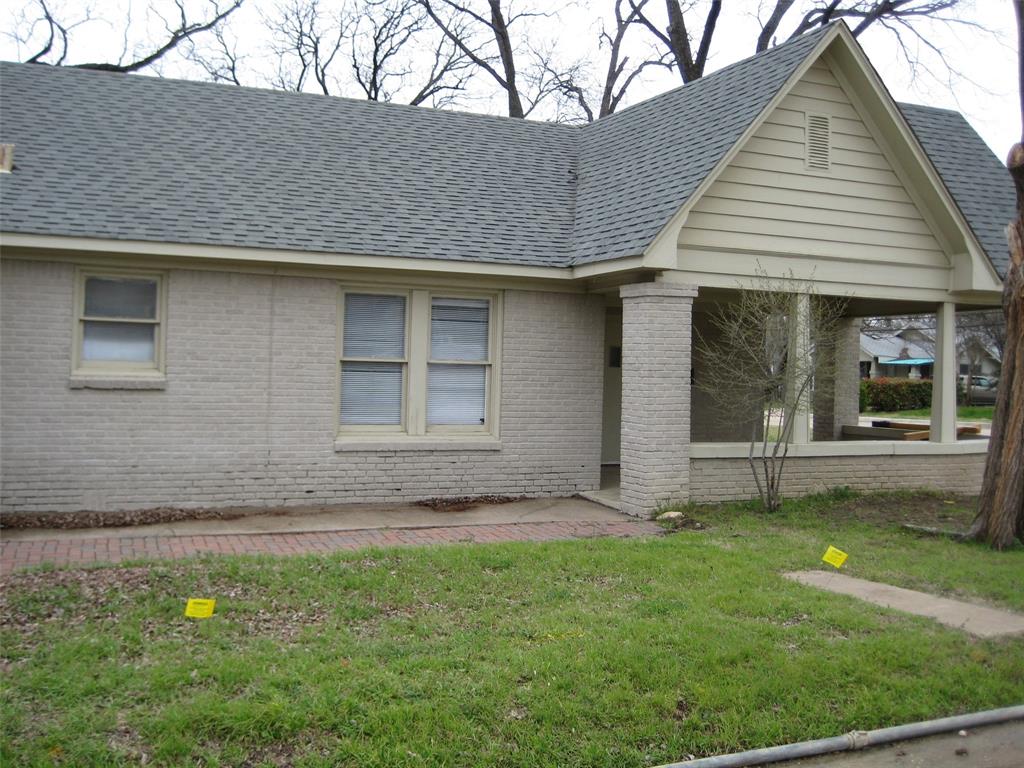 3140 View Street Fort Worth, TX 76103 - Photo 21 of 21 a view of a house with garden