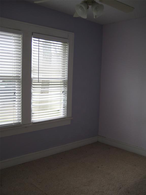 3140 View Street Fort Worth, TX 76103 - Photo 10 of 21 a room that has a window in it