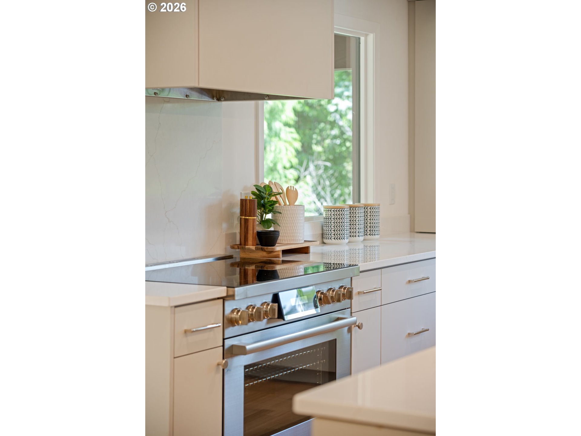 2835 Southwest Raleighview Drive Portland, OR 97225 - Photo 12 of 42 Kitchen