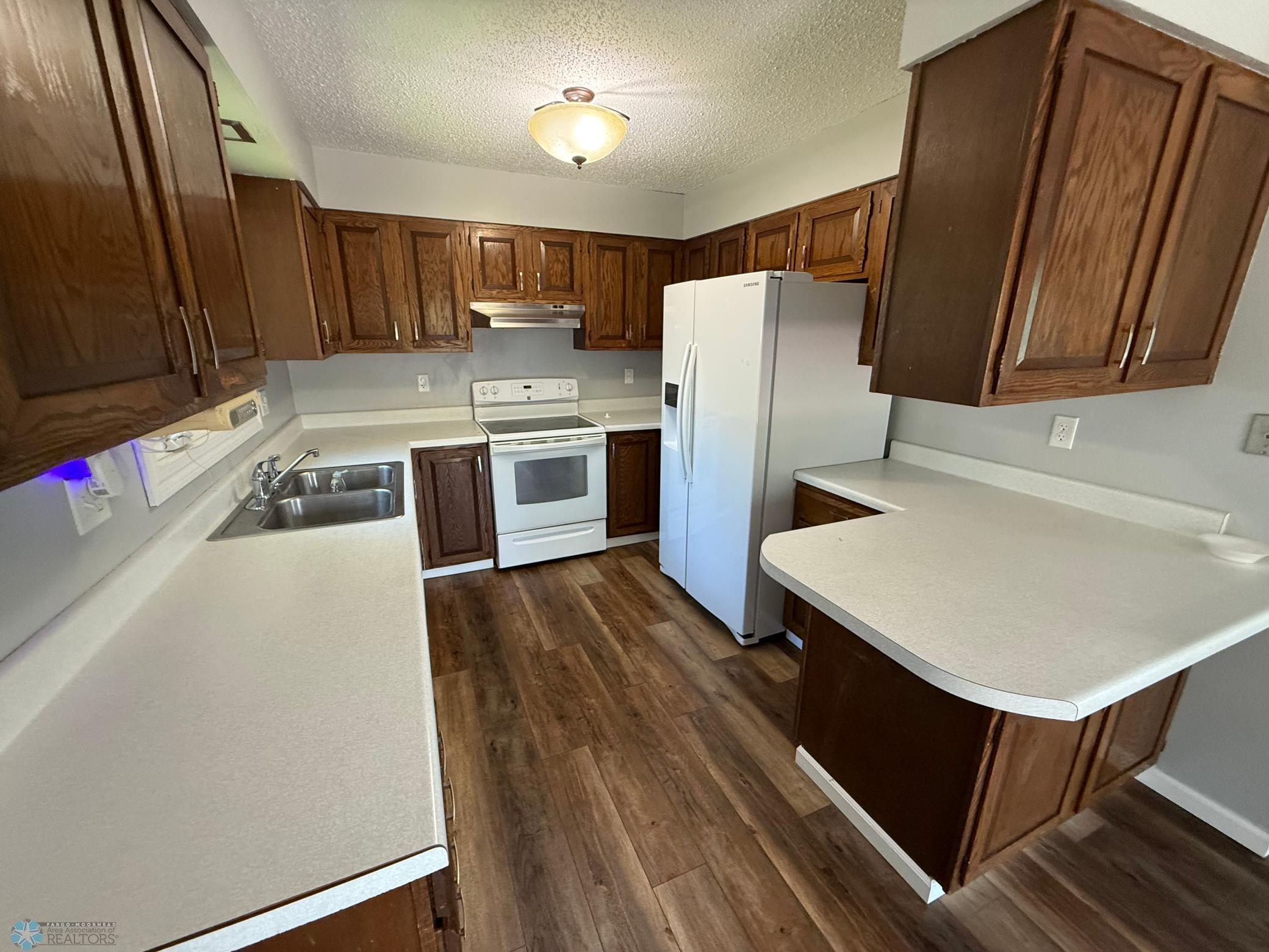 1303 Duluth Avenue North Thief River Falls, MN 56701 - Photo 7 of 26