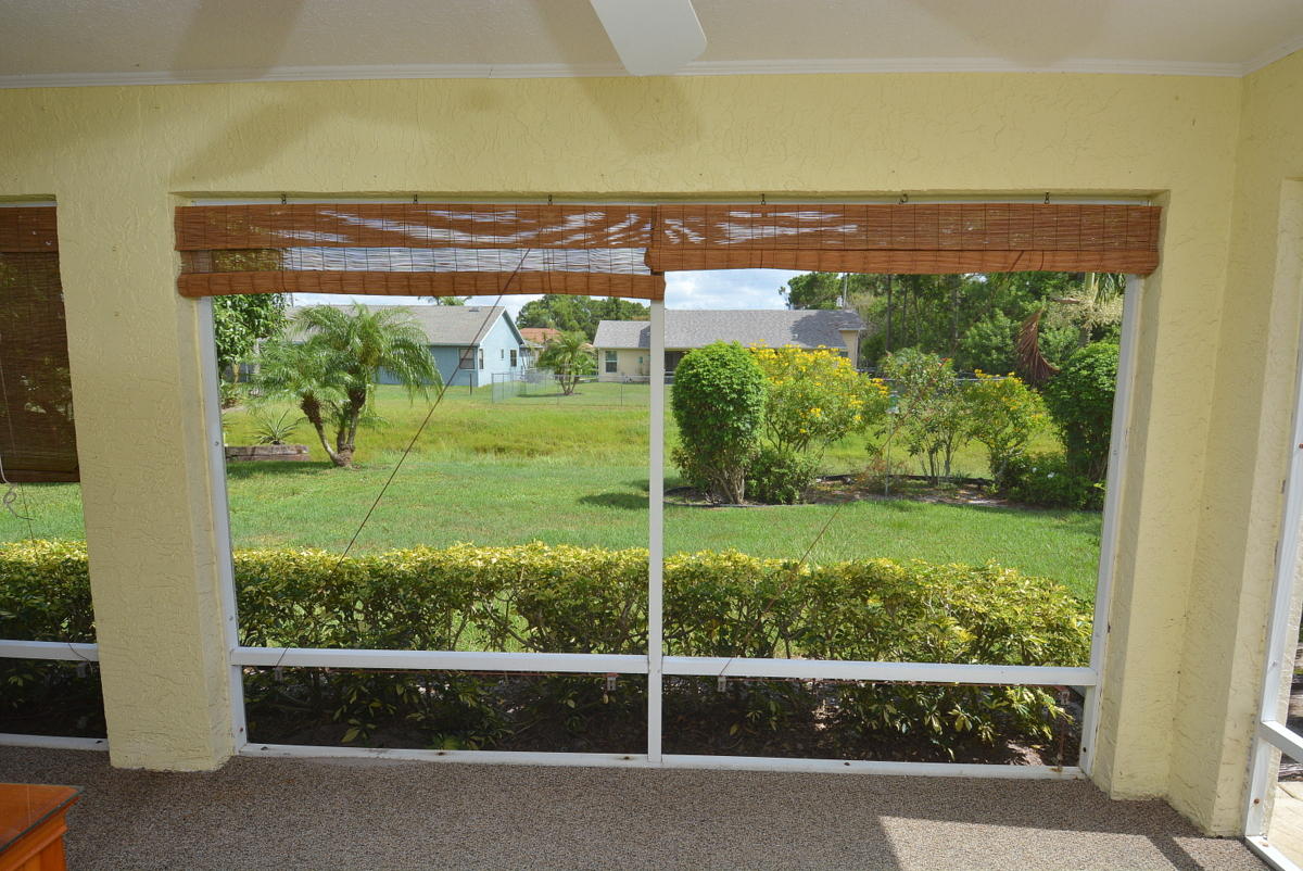 2939 Southeast Bella Road Port St. Lucie, FL 34984 - Photo 5 of 22 DSC_4597