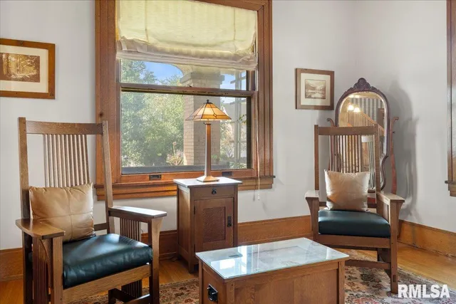 $230,000 | 216 West Poplar Street, Harrisburg, IL 62946