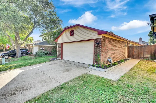 a view of backyard of house