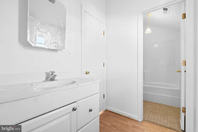 $2,500 | 137 Cambridge Street, Fredericksburg, VA 22405