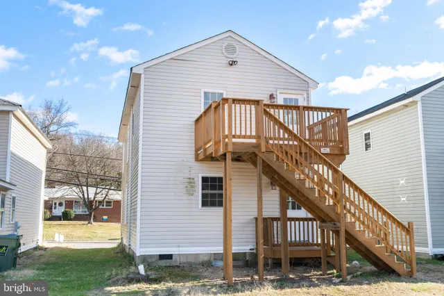 $2,500 | 137 Cambridge Street, Fredericksburg, VA 22405