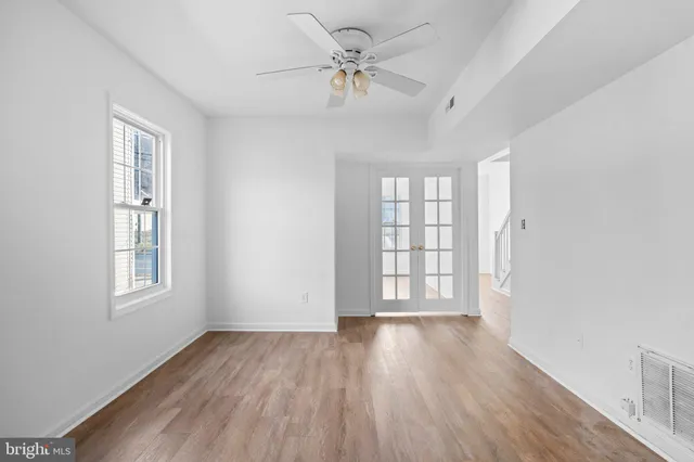 $2,500 | 137 Cambridge Street, Fredericksburg, VA 22405