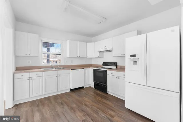 $2,500 | 137 Cambridge Street, Fredericksburg, VA 22405