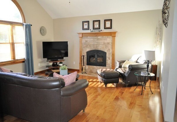 7 Stoney Weir Road Halifax, MA 02338 - Photo 4 of 28 Gallery Image 4