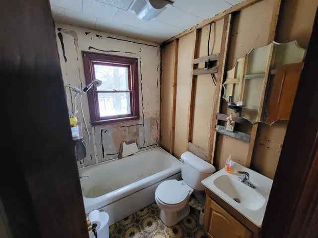 $129,900 | N8872 Elm Street, Gilman, WI 54433