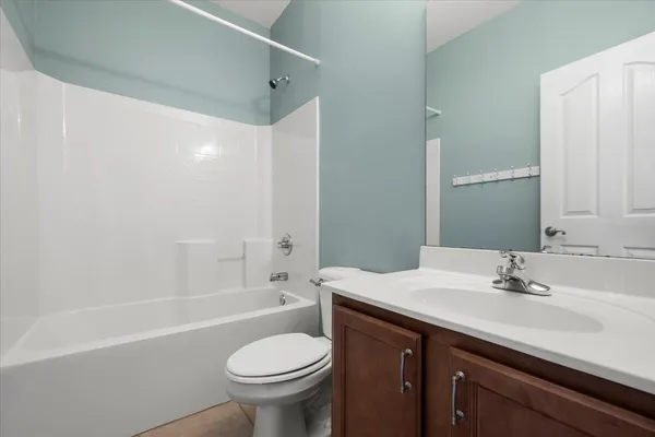 $2,200 | 3629 Topaz Circle, Navarre, FL 32566