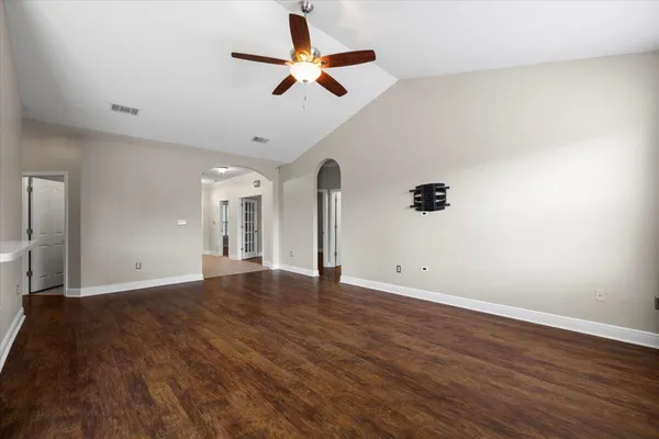 $2,200 | 3629 Topaz Circle, Navarre, FL 32566