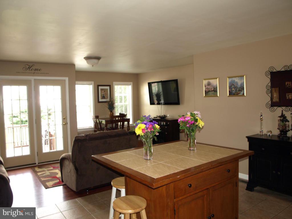 793 Sylvan Road Lancaster, PA 17601 - Photo 5 of 20 Gallery Image 5