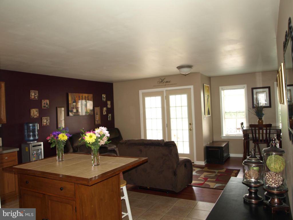 793 Sylvan Road Lancaster, PA 17601 - Photo 7 of 20 Gallery Image 7