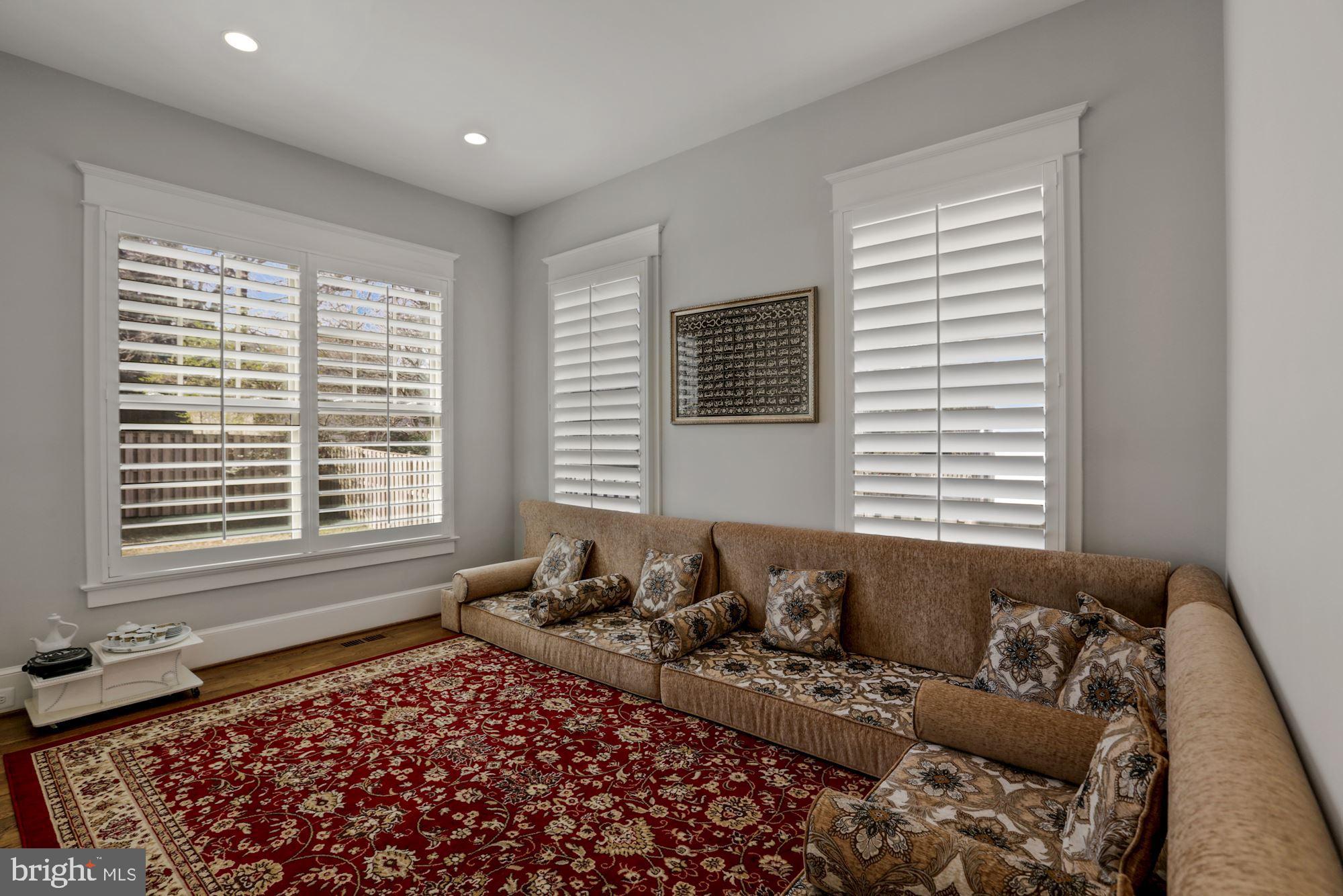 6721 Danforth Street McLean, VA 22101 - Photo 17 of 48 Main Level Bedroom
