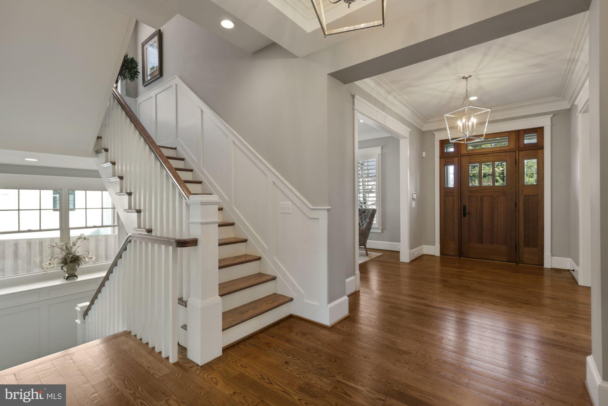 6721 Danforth Street McLean, VA 22101 - Photo 19 of 48 Staircase