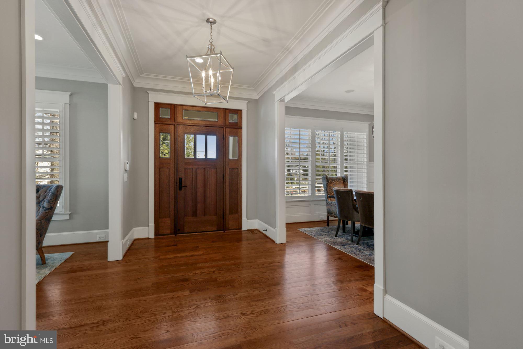 6721 Danforth Street McLean, VA 22101 - Photo 3 of 48 Foyer