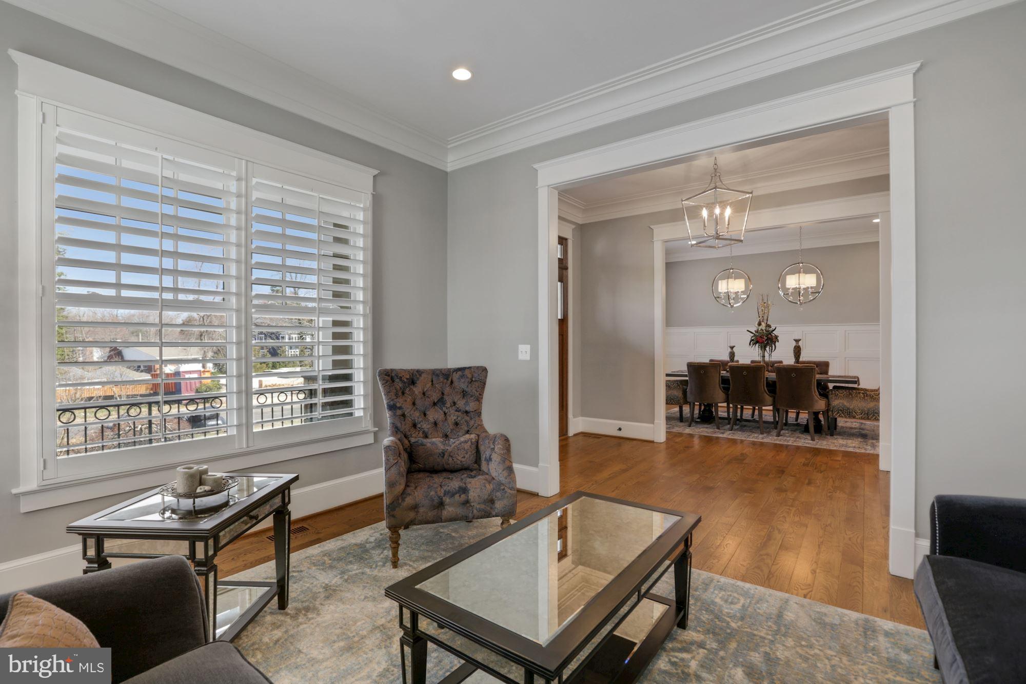 6721 Danforth Street McLean, VA 22101 - Photo 6 of 48 Living Room