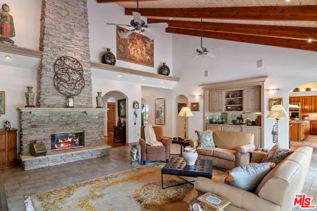 $3,000,000 | 525 Valley Vista Drive, Camarillo, CA 93010