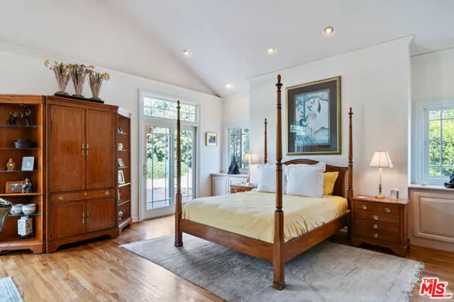 $3,000,000 | 525 Valley Vista Drive, Camarillo, CA 93010