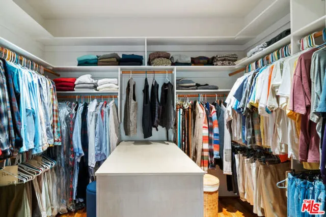 $3,000,000 | 525 Valley Vista Drive, Camarillo, CA 93010