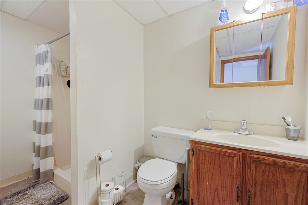 31-33 Leicester Street, Unit 4 Oxford, MA 01537 - Photo 7 of 16