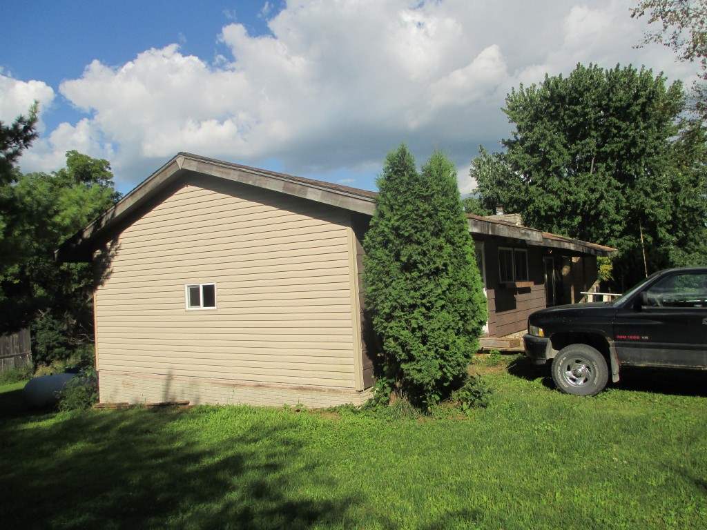 1091 Stone Mill Road Tipton, IA 52772 - Photo 7 of 25 Gallery Image 7