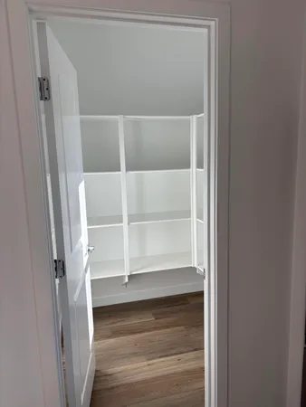 $4,450 | Undisclosed Address, Valencia, CA 91381