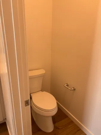 $4,450 | Undisclosed Address, Valencia, CA 91381