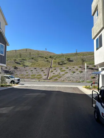 $4,450 | Undisclosed Address, Valencia, CA 91381