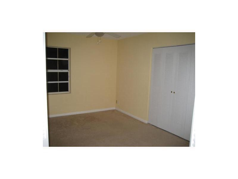 834 Banks Road, Unit 834 Pompano Beach, FL 33063 - Photo 5 of 8 Bedroom