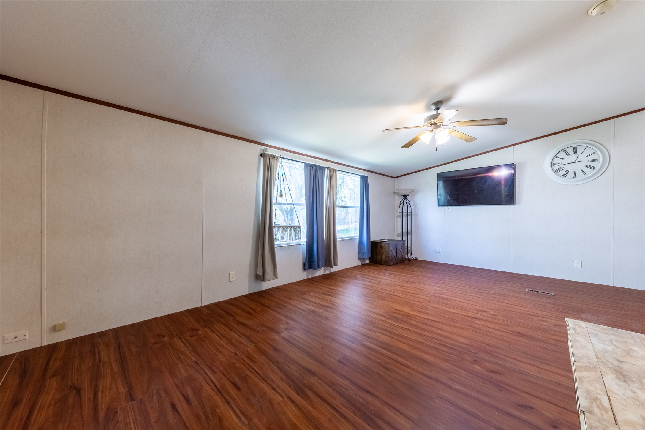 212 Fox Road San Marcos, TX 78666 - Photo 7 of 18 a view of an empty room with windows